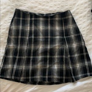 Brandy Melville plaid skirt